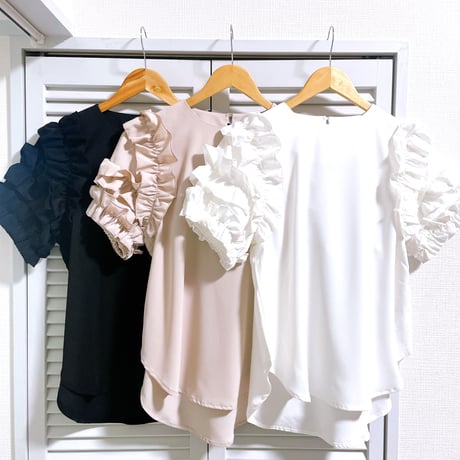 再入荷★ゴージャスフリル袖の半袖トップス ホワイト