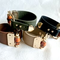 本革カデナバンブーバングル レザーブレスレット