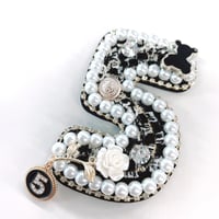 再再再入荷★強力マグネットのNO.5ブローチ