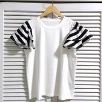 ボーダー袖の可愛いTシャツ ホワイト