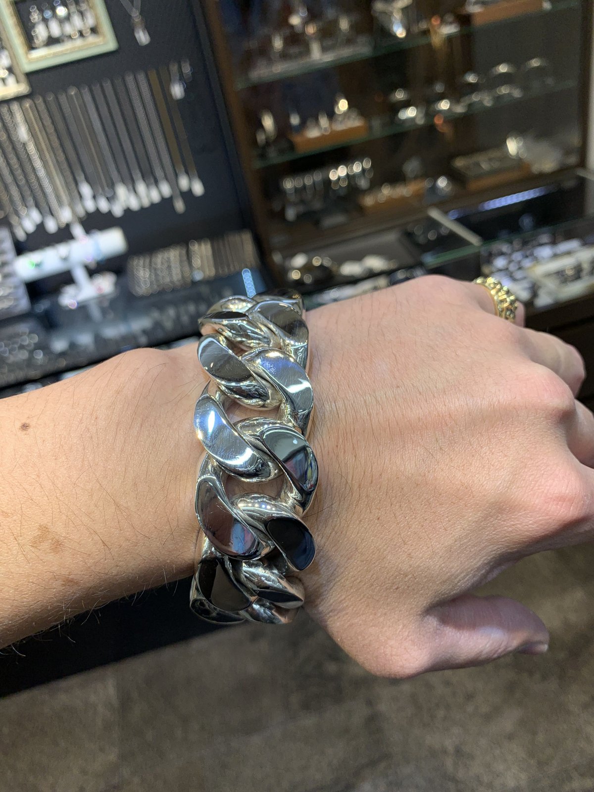 超極太キヘイブレスレット(30mm幅) | Royal Sweets(ロイヤルスイーツ)