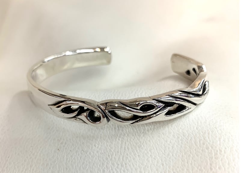 アシンメトリートライバルバングル | Royal Sweets(ロイヤルスイーツ)