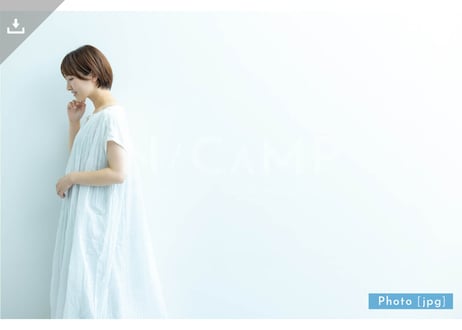 【写真素材】女性ナチュラル2 - Lサイズ：4000 × 2667px (300dpi) [33.87cm × 22.58cm] - ロイヤリティフリー素材