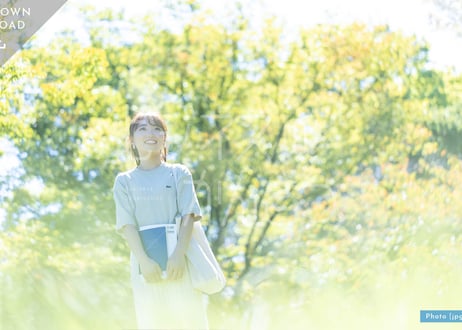 【写真素材】大学に通う学生15 - Lサイズ：4000 × 2668px (300dpi) [33.87cm × 22.58cm]