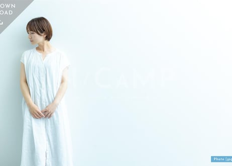 【写真素材】女性ナチュラル3 - Lサイズ：4000 × 2667px (300dpi) [33.87cm × 22.58cm] - ロイヤリティフリー素材