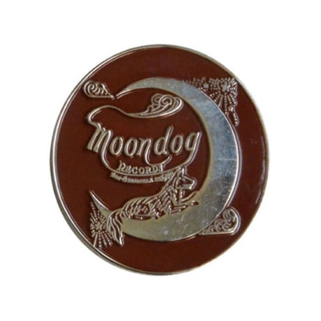 【KHONKA KLUB / from CANADA】"Moon Dog" pin badge (kk-b-30)