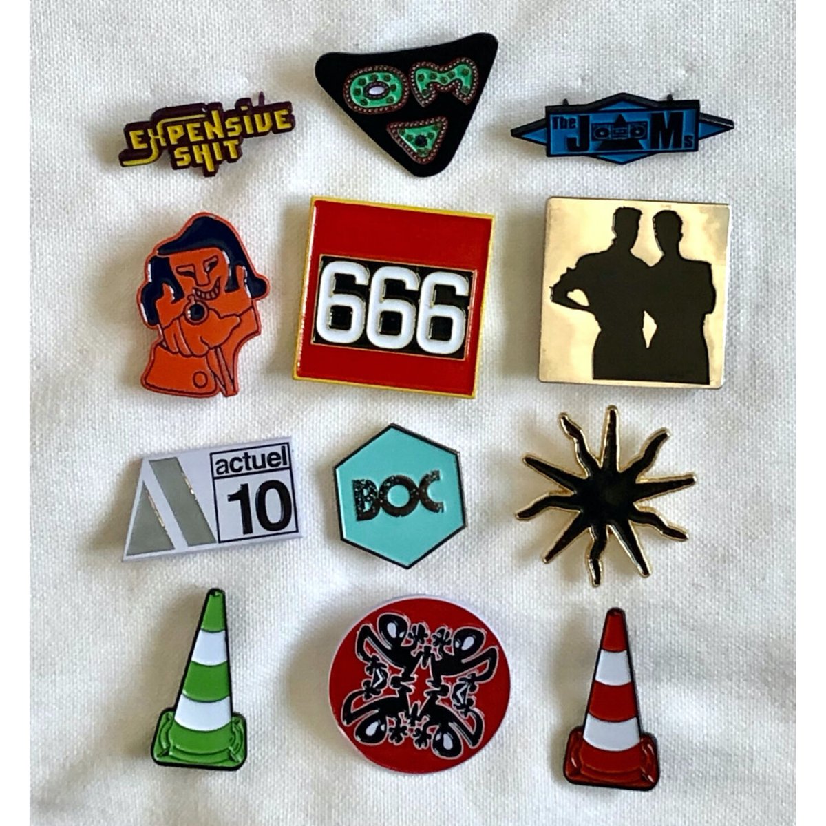 KHONKA KLUB / from CANADA】”Disco Devil” pin ba