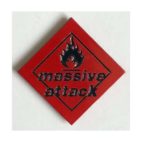 【KHONKA KLUB / from CANADA】"The WIld Bunch" pin badge -red /black- (kk-b-68)