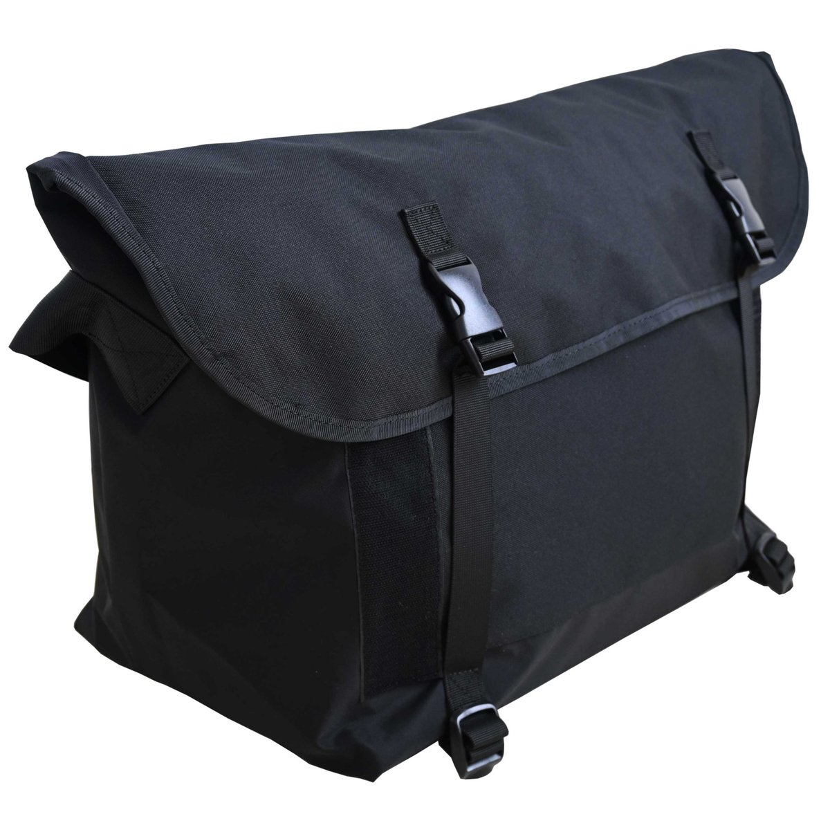 美品 希少 balanceweardesign メッセンジャーバッグ BAL 品多く
