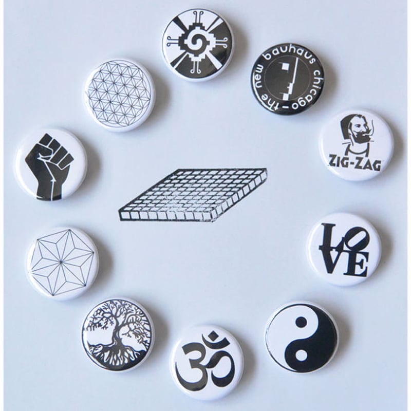 u.s.made】”LOVE / Robert Indiana” monotone badg