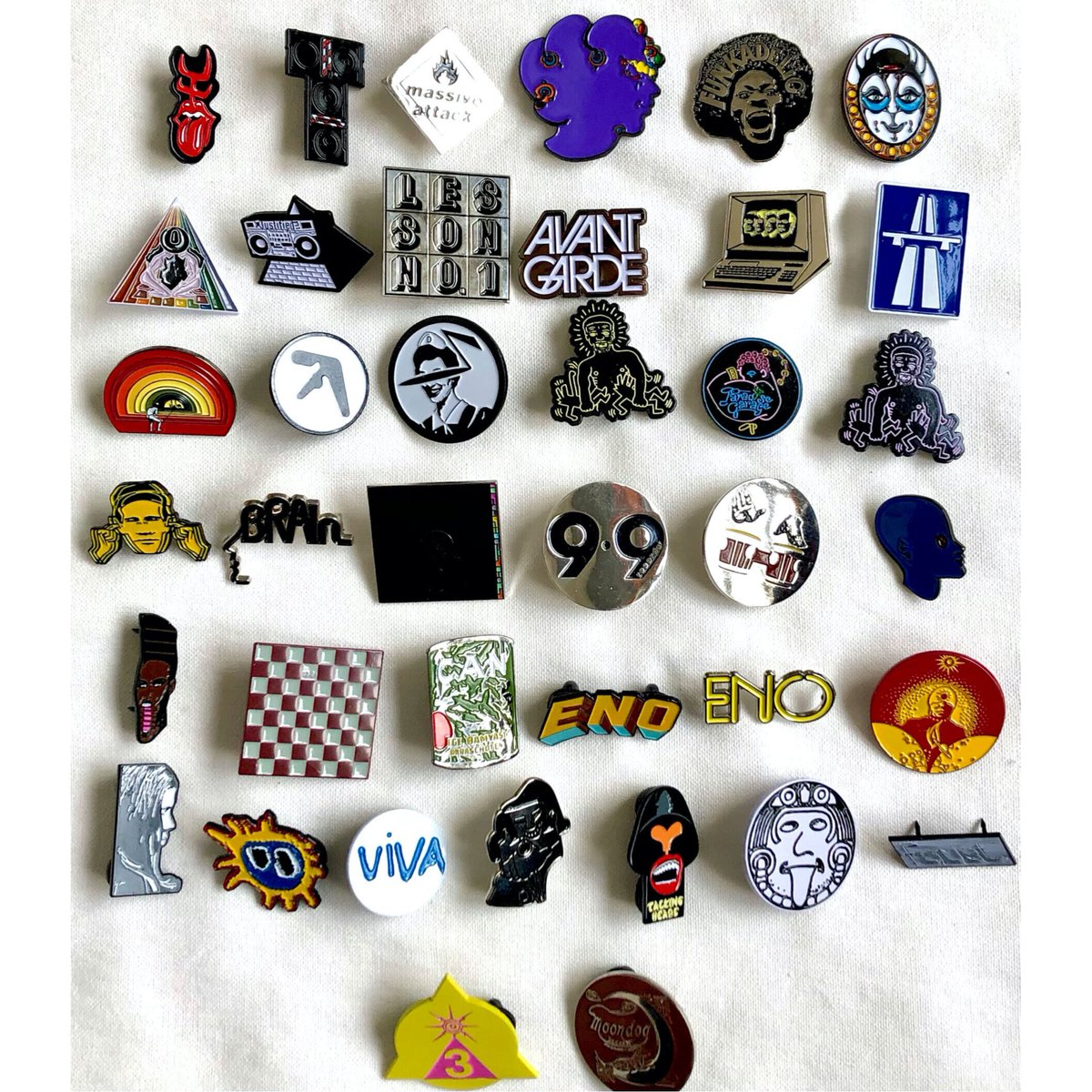 KHONKA KLUB / from CANADA】”Disco Devil” pin ba