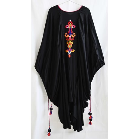 【vintage】ethnic embroidery black butterfly native one-piece with tassel(om-237-8-1)