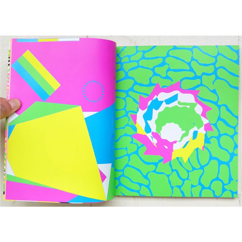 【もこもこ】ネオンアディクト 蛍光色の本 used book】ネオンアディクト 蛍光色の本 / アジール /帯付 (bo-004) |