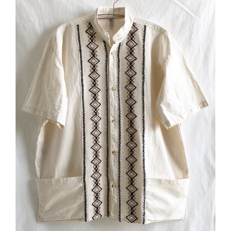 【80's vintage / Mexico made】native embroidery no color short sleeve shirt -XL / natural- (p-232-3-3)