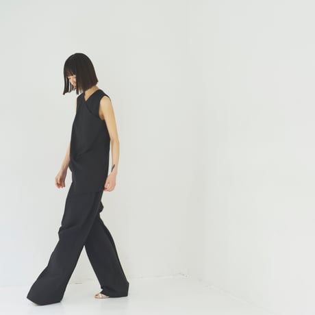 W tuck pants