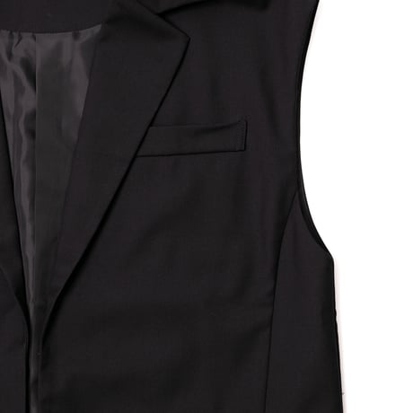 TR VEST
