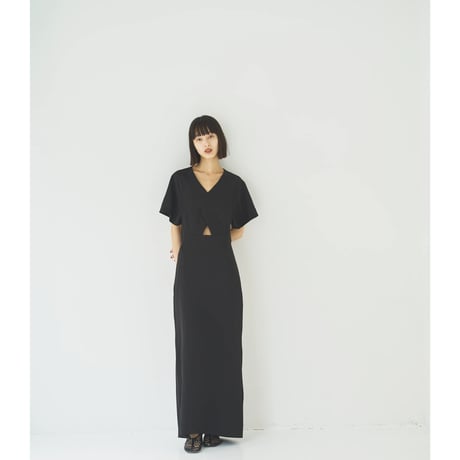 Back open design one-piece
