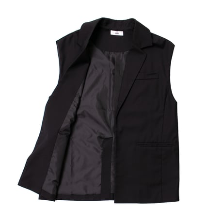 TR VEST