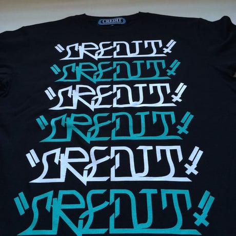 CREDIT "VATO TEXT" グラフィック T-SHIRTS・Black