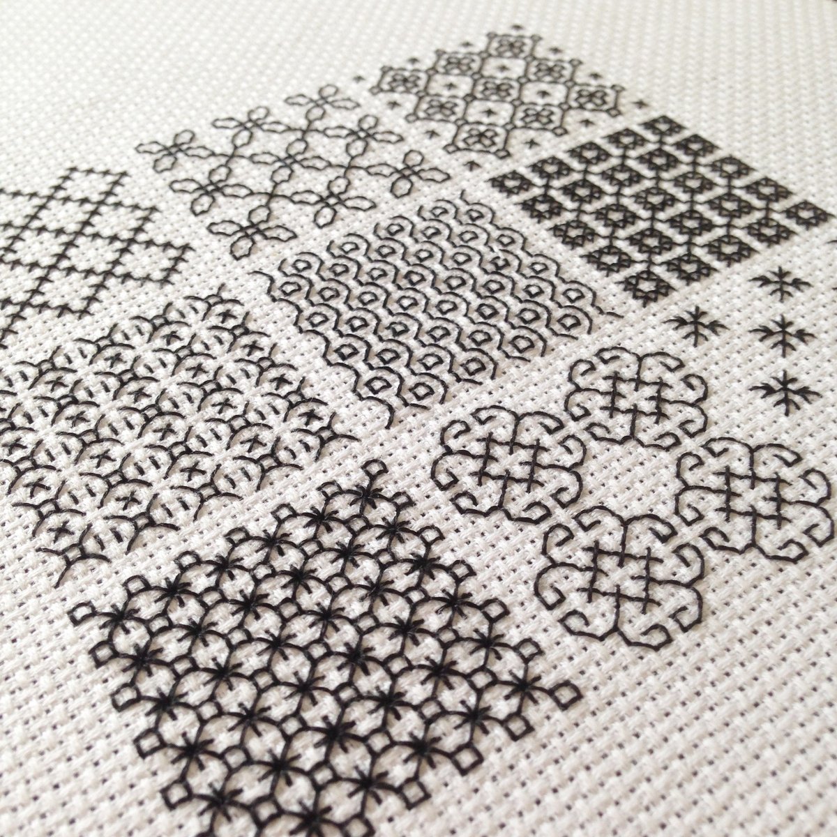 101)【初めてのブラックワーク刺繍 STEP1 】9つのパターン・レッスン 
