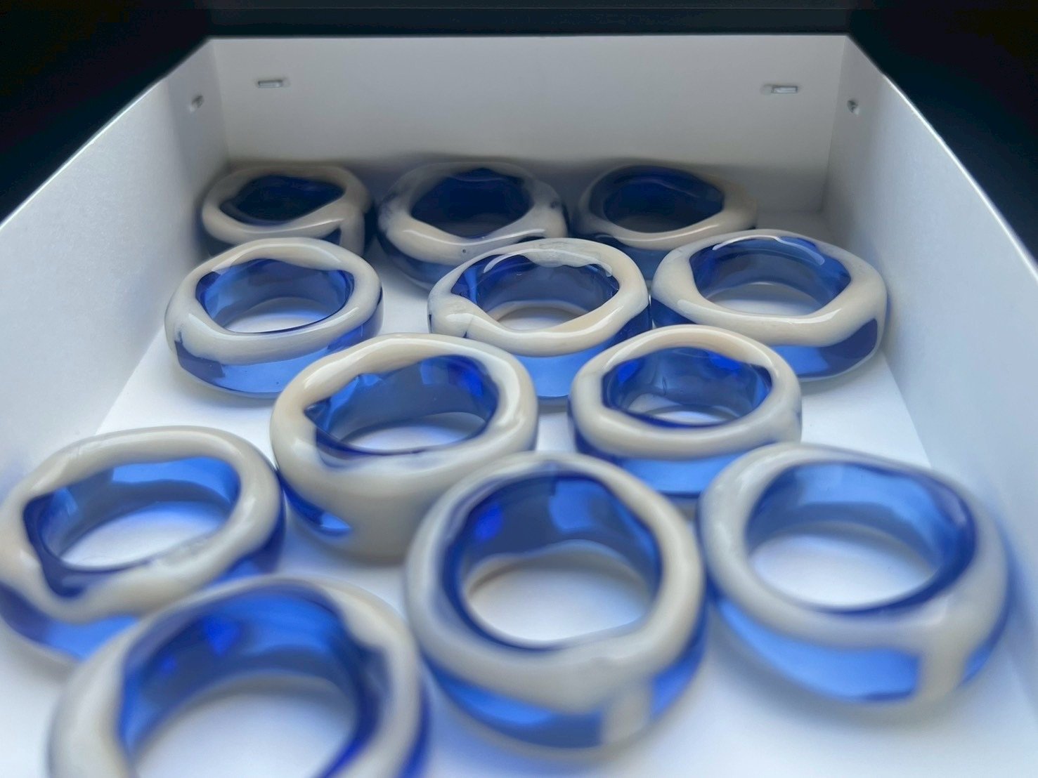 window glass ring | yurikaakutsu