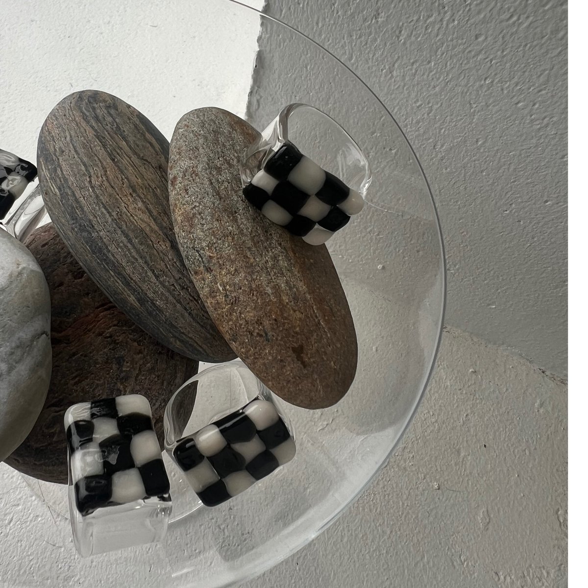 checker glass ring | yurikaakutsu