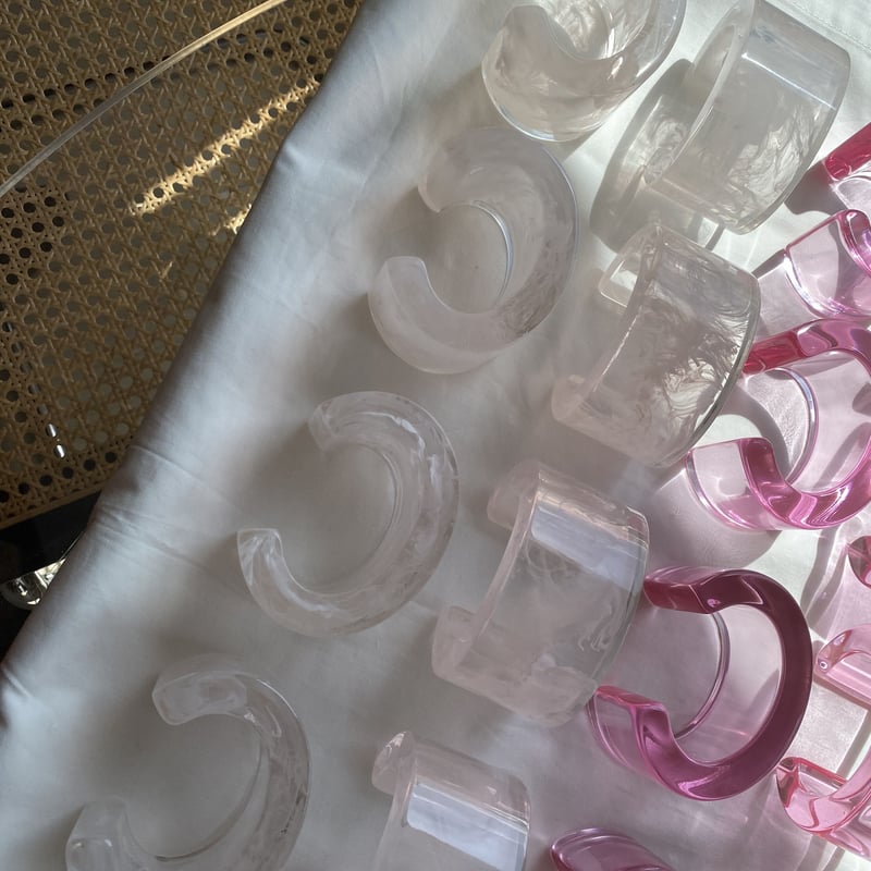 bon bangle/clear white | yurikaakutsu