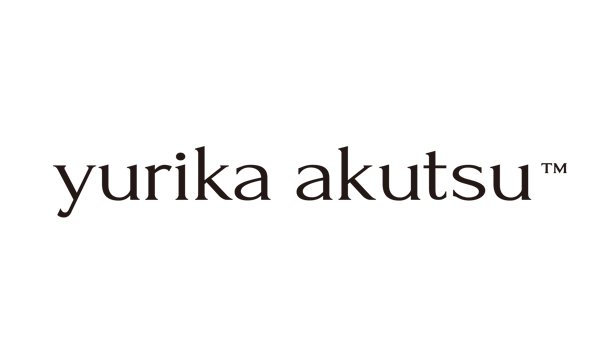 yurikaakutsu