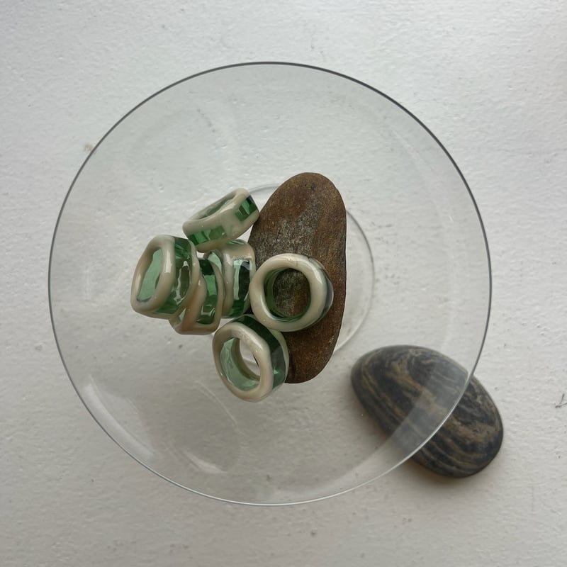 yurika akutsu window glass ring Sサイズ window glass ring green | yurikaakutsu