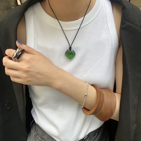 dent wood bangle / brown