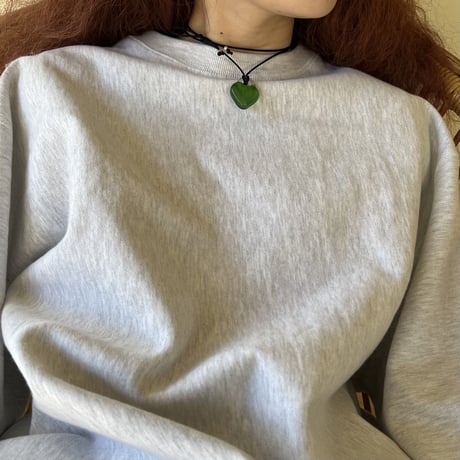 ho. glass string necklace