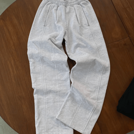 Sweat tucked pants