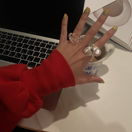 ho.clear glass heart ring
