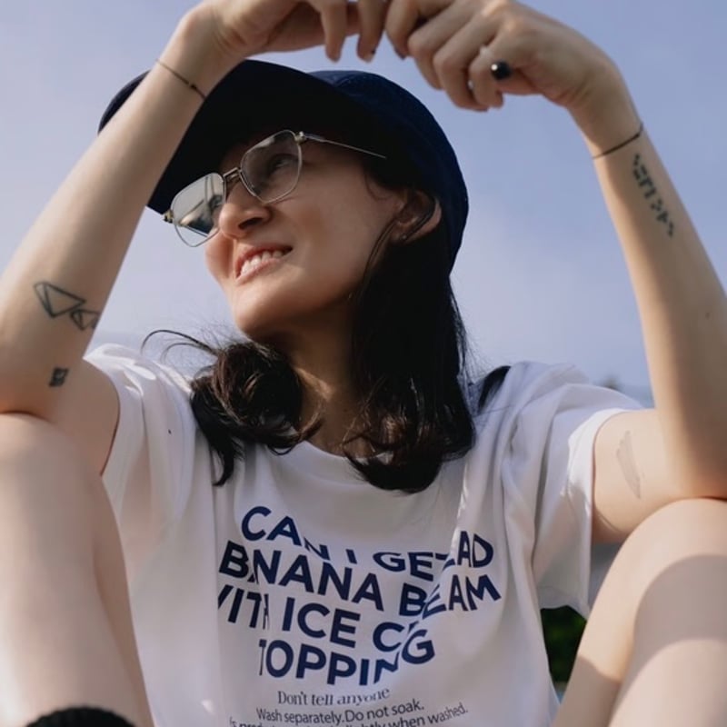 Don't tell anyone / yurika akutsu Tシャツ BANANA BREAD S/S TEE | yurikaakutsu