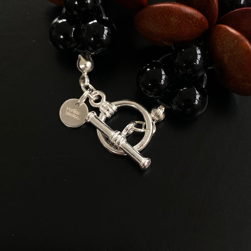 Moment to moment bracelet | yurikaakutsu