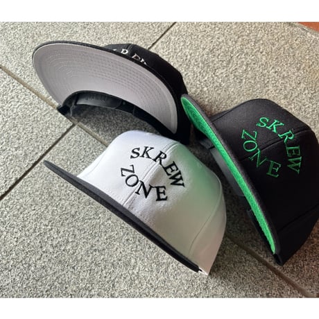 【SKREWZONE】DIAMOND LOGO SNAPBACK