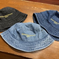 【SKREWZONE】DEPT LOGO BUCKET HAT