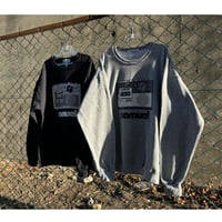 【SKREWZONE】×SAMUEL RADIO CASSETTE CREW KNECK SWEAT