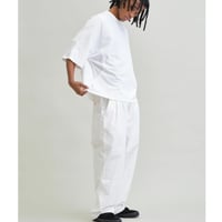 【SKREWZONE】×UNFRM CLASSIC TWO-TUCK WIDE CHINO TROUSERS
