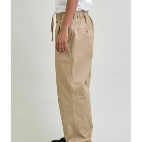 【SKREWZONE】×UNFRM CLASSIC TWO-TUCK WIDE CHINO TROUSERS