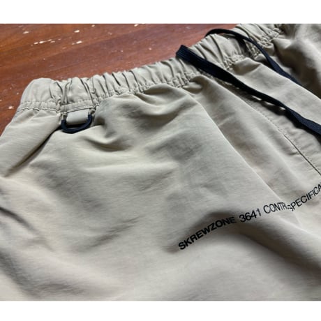 【SKREWZONE】SPEC LOGO NYLON EASY PANTS