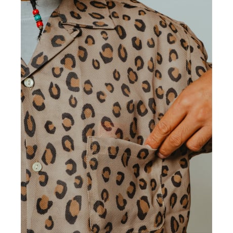 【BIG MIKE】Mesh Leopard Open Slit S/S Shirts - 102625551