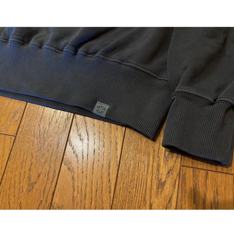 【SKREWZONE】SPEC LOGO PIGMEMT SWEAT