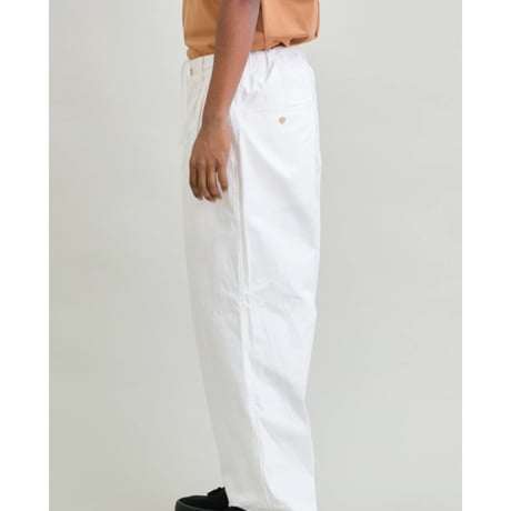 【SKREWZONE】×UNFRM CLASSIC TWO-TUCK WIDE CHINO TROUSERS