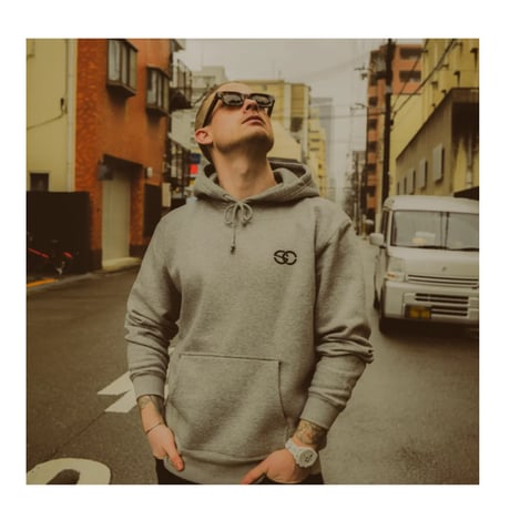 【SOSSNA&CO】PLUM EMBLEM Hoodie