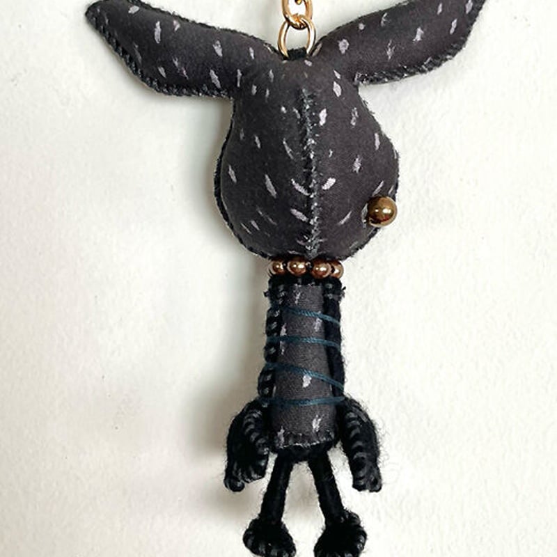togawadoll パンダ壁掛け照明　人形作家 ラビットキーホルダー -hand-painted polka dots BK- | T dol