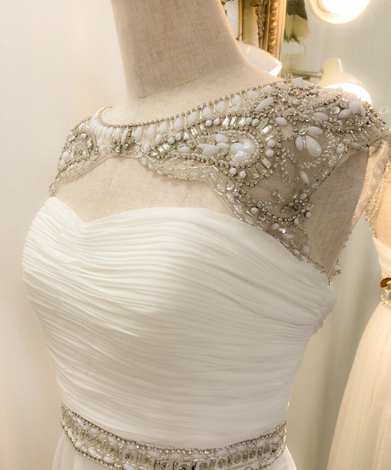 ポップカラー ショルダービジュードレス スノーホワイト | Sharon  