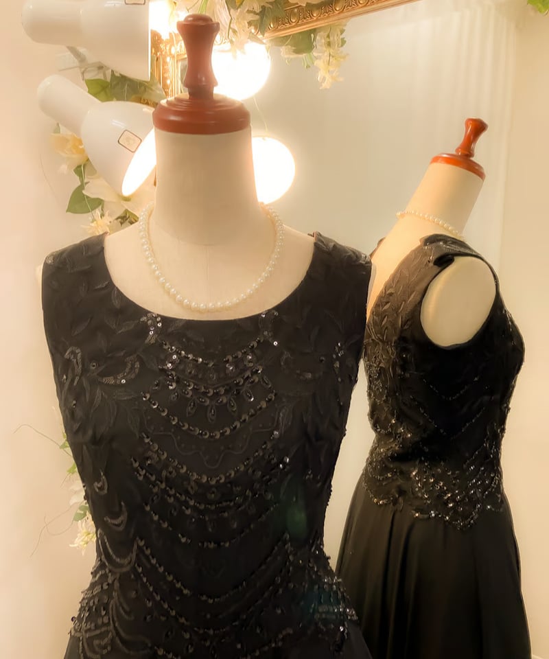 【関税込】DVF★美しいシルエット黒レース レスリードレス チュールレース ビーディング スリーブレスドレス ブラック