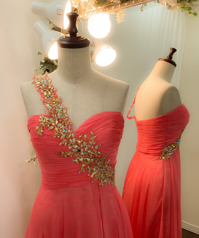 【新品】 JOVANI ビビッドピンク ワンショルダー ドレス サイズ２ JVN by JOVANI ビビッドピンク ワンショルダー ドレス 7号