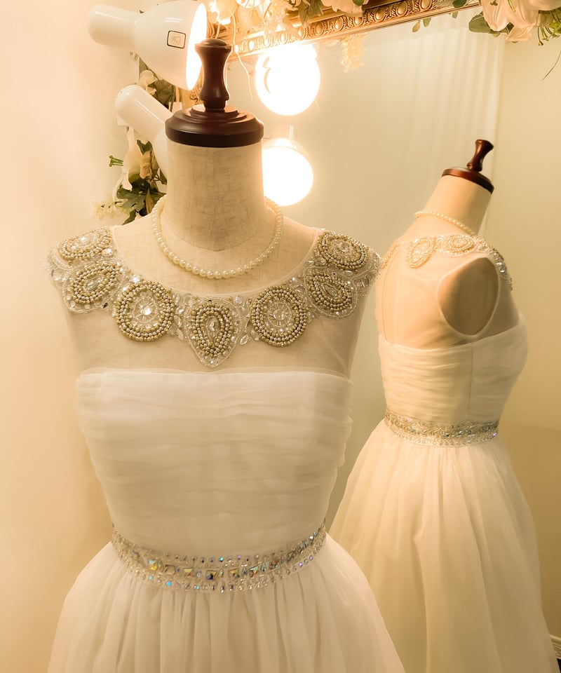 ネックレスビジュー スリーブレスドレス ホワイト | Sharon ネックレスビジュー スリーブレスドレス ホワイト | Sharon
